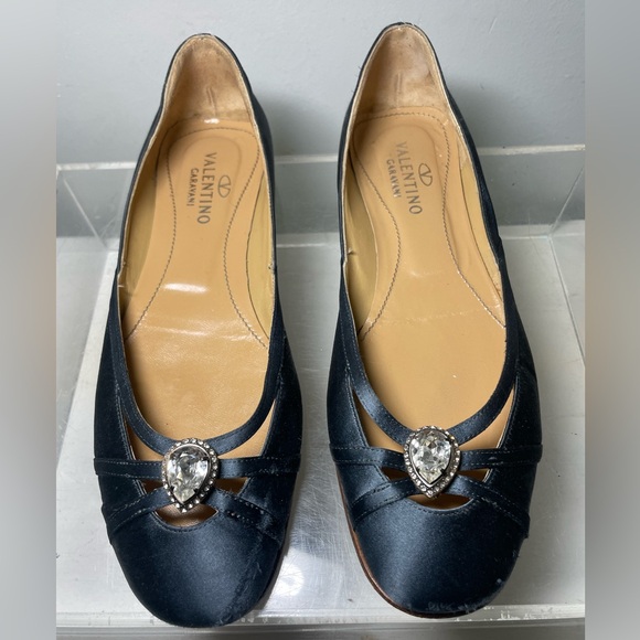 Valentino Garavani slik flats whit jefe les toe sz 7.5 made in italy - Picture 12 of 16
